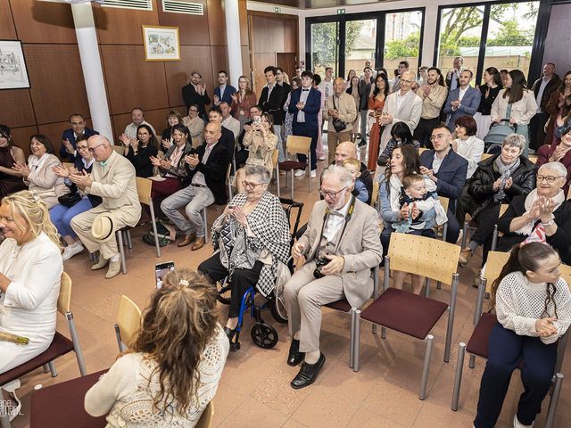 Le mariage de Nicolas et Sophie à Corps-Nuds, Ille et Vilaine 72
