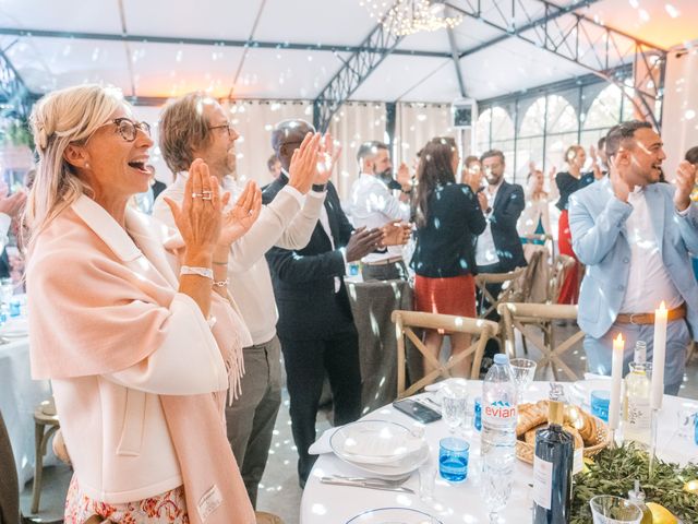 Le mariage de Clémence et John à Rouen, Seine-Maritime 40