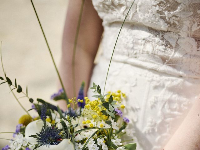 Le mariage de Romain et Johanna  à Pernes-les-Fontaines, Vaucluse 4