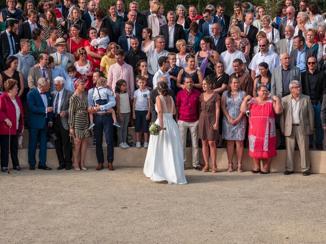 Le mariage de Mathieu et Alice à Parné-sur-Roc, Mayenne 1