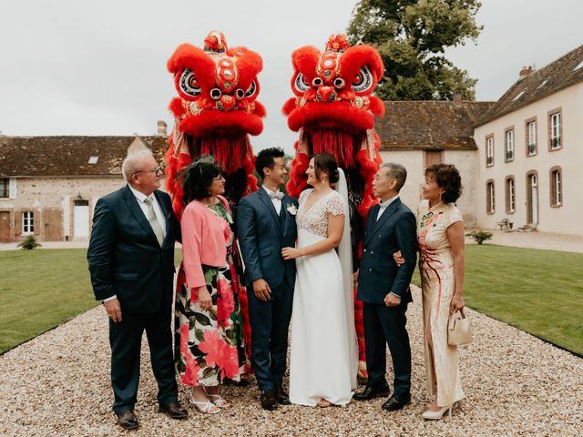 Le mariage de Geoffroy et Daphné à Jouy, Yonne 24