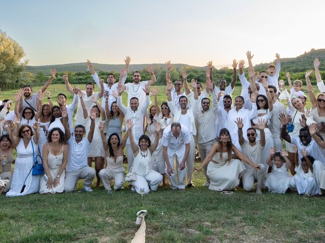 Le mariage de Medhi et Sandra à Solérieux, Drôme 23