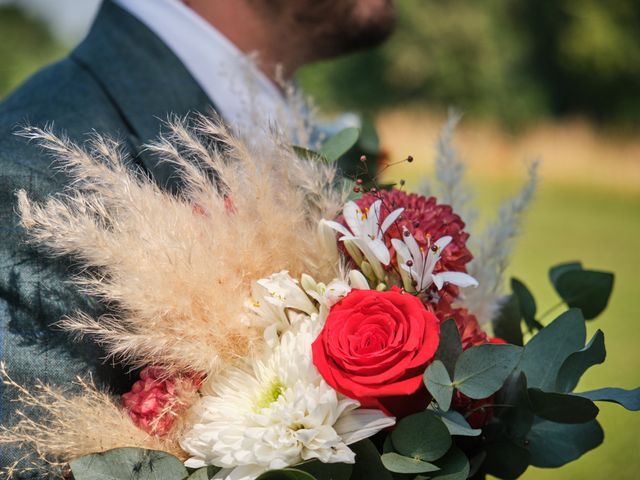 Le mariage de Mehdi et Laurie à Saint-Cassien, Isère 17