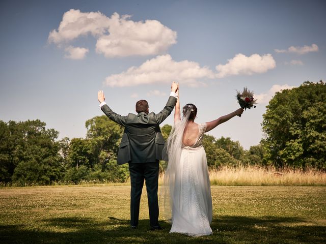 Le mariage de Mehdi et Laurie à Saint-Cassien, Isère 18