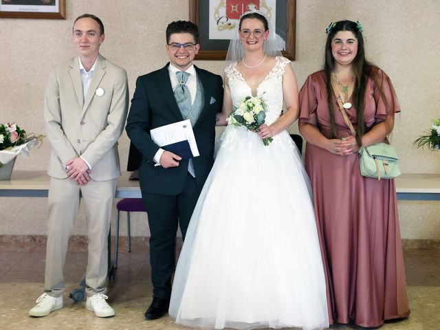 Le mariage de Pierre et Léa à Le Syndicat, Vosges 3