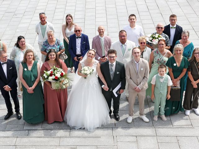 Le mariage de Pierre et Léa à Le Syndicat, Vosges 5