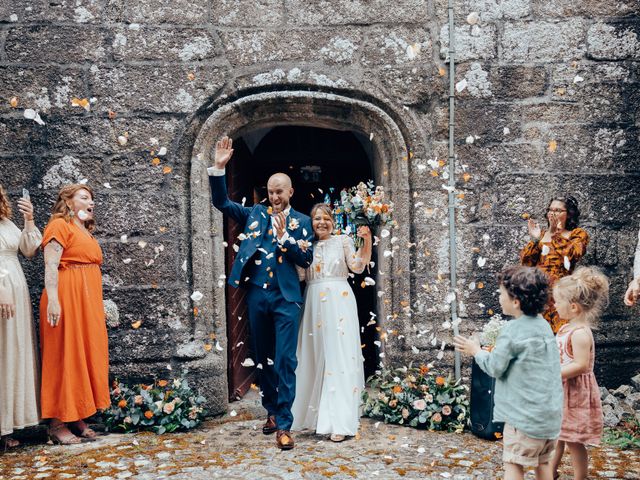 Le mariage de Yanisse et Arthur à Lanvénégen, Morbihan 13