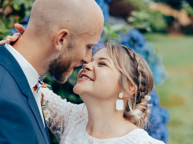 Le mariage de Yanisse et Arthur à Lanvénégen, Morbihan 22