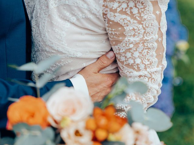 Le mariage de Yanisse et Arthur à Lanvénégen, Morbihan 23