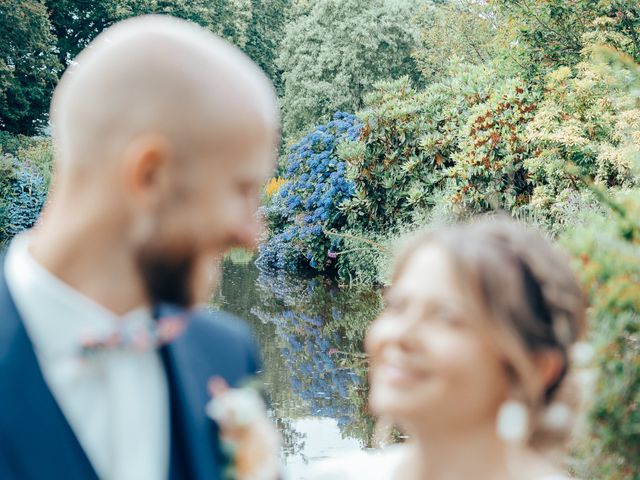 Le mariage de Yanisse et Arthur à Lanvénégen, Morbihan 25