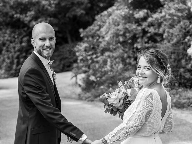 Le mariage de Yanisse et Arthur à Lanvénégen, Morbihan 28