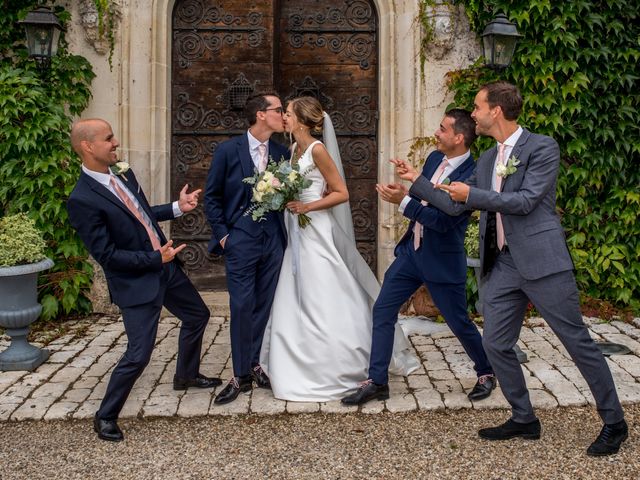 Le mariage de Alexandre et Barbora à Magnac-sur-Touvre, Charente 55
