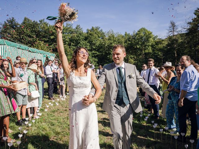 Le mariage de Olivier et Marie à Saint-Martin-en-Haut, Rhône 2