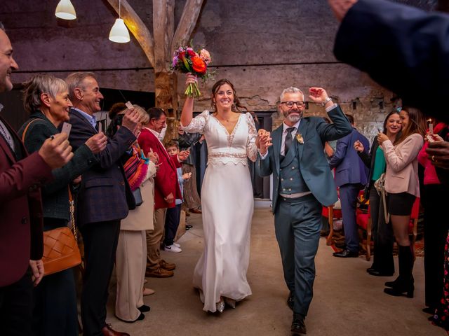 Le mariage de Tony et Laurie à Sainte-Bazeille, Lot-et-Garonne 35