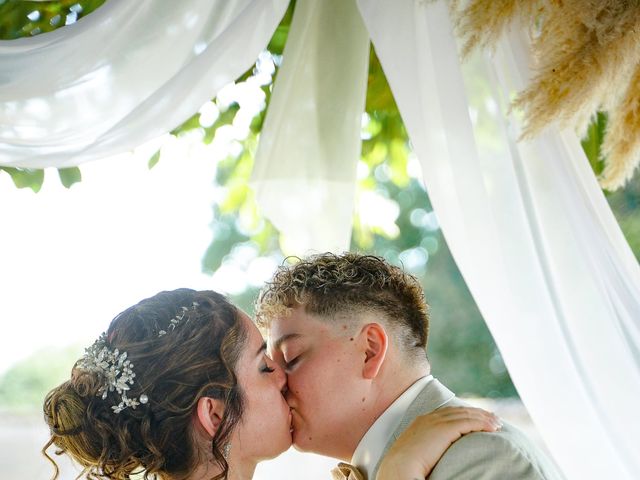 Le mariage de Laura et Tiffany à Mougon, Deux-Sèvres 1