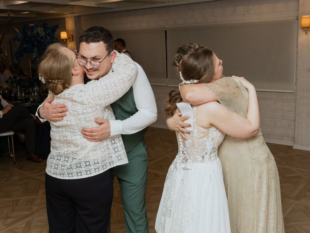 Le mariage de Maxime et Clèo à Villeneuve-d'Ascq, Nord 43