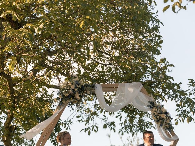 Le mariage de Coralie et Jonathan  à Guignicourt, Aisne 5