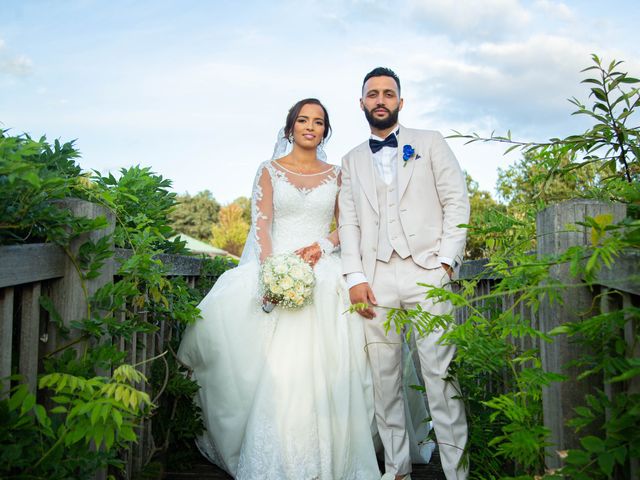 Le mariage de Yanis et Souraya à Aulnay-sous-Bois, Seine-Saint-Denis 32