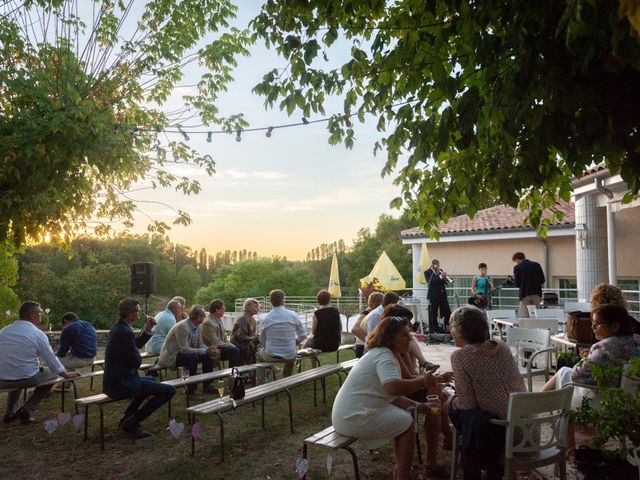 Le mariage de Matthieu et Anne-Laure à Monflanquin, Lot-et-Garonne 34