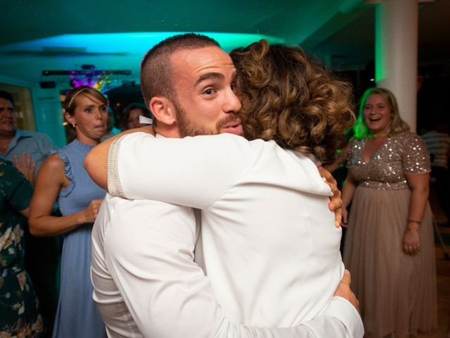 Le mariage de Matthieu et Anne-Laure à Monflanquin, Lot-et-Garonne 47