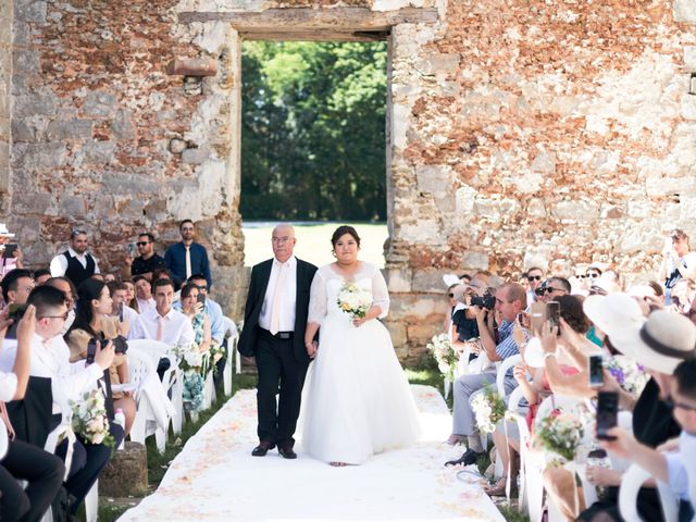 Le mariage de Kevin et Van à Fontenay-Trésigny, Seine-et-Marne 18