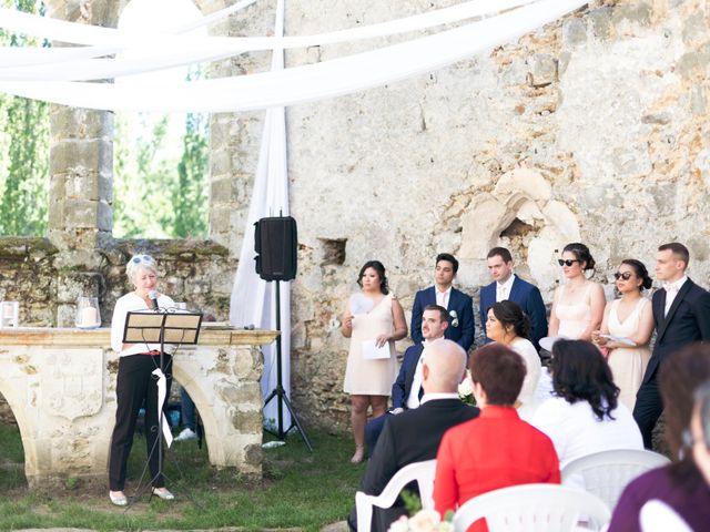 Le mariage de Kevin et Van à Fontenay-Trésigny, Seine-et-Marne 20