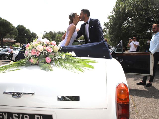 Le mariage de Julien et Marion à Marseille, Bouches-du-Rhône 17