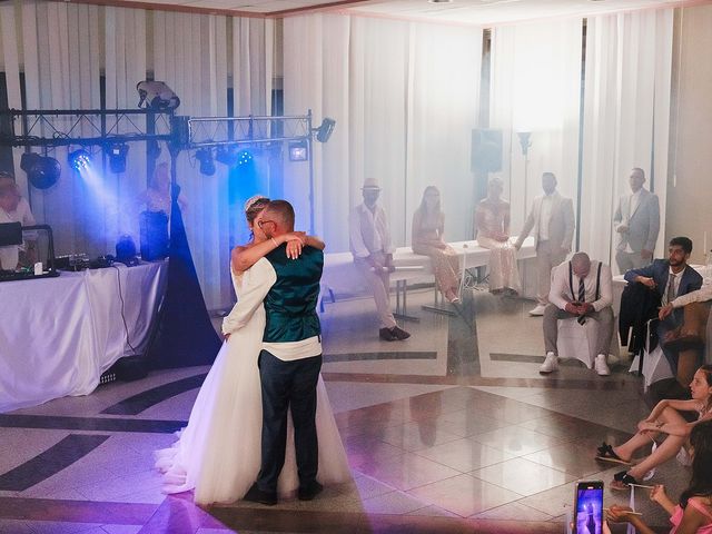 Le mariage de David et Emilie à Servigny-lès-Sainte-Barbe, Moselle 18