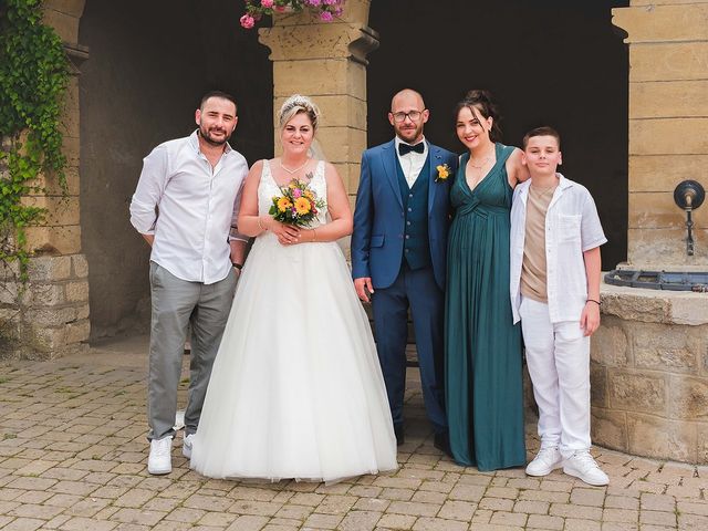 Le mariage de David et Emilie à Servigny-lès-Sainte-Barbe, Moselle 40