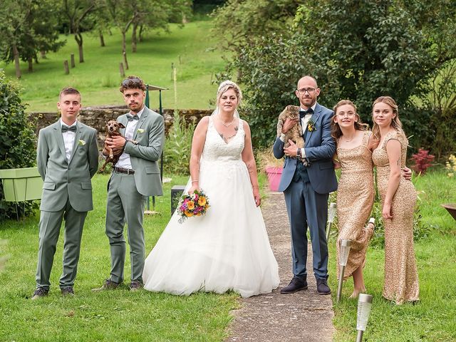 Le mariage de David et Emilie à Servigny-lès-Sainte-Barbe, Moselle 44