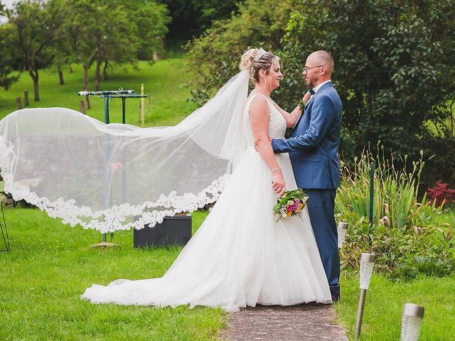 Le mariage de David et Emilie à Servigny-lès-Sainte-Barbe, Moselle 48