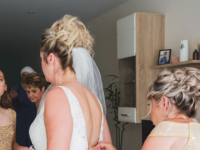 Le mariage de David et Emilie à Servigny-lès-Sainte-Barbe, Moselle 96