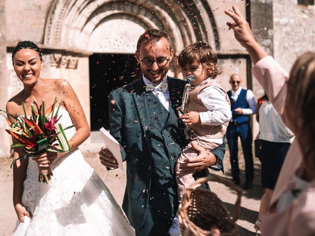 Le mariage de Julien et Elodie à Besson, Allier 25