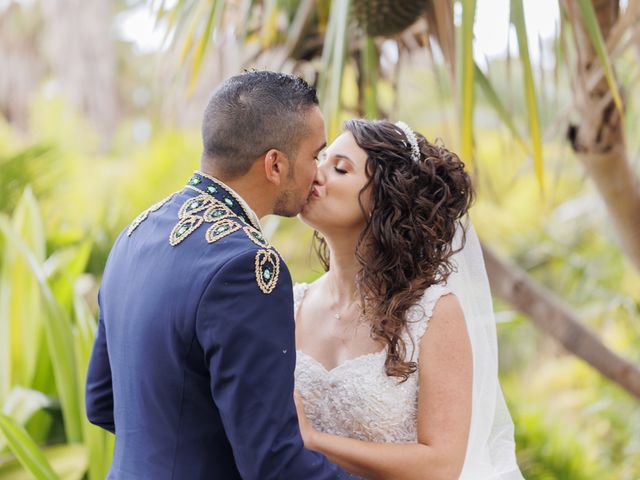 Le mariage de Alexandre et Julie à Saint-Louis, La Réunion 28