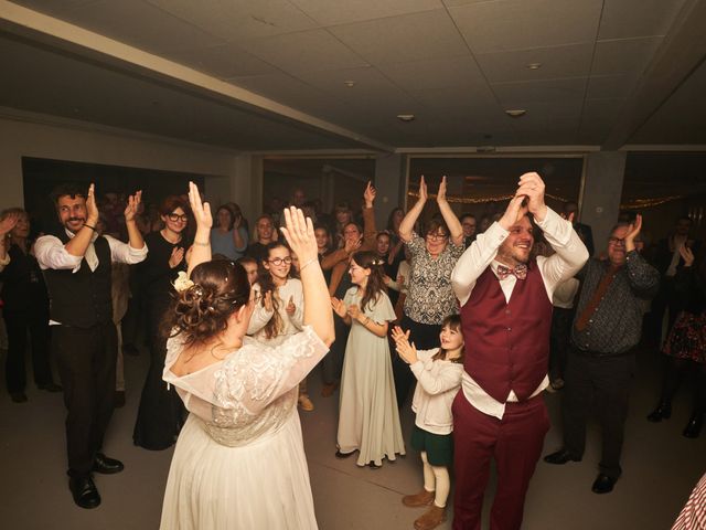 Le mariage de Thierry et Kay à Izeaux, Isère 25