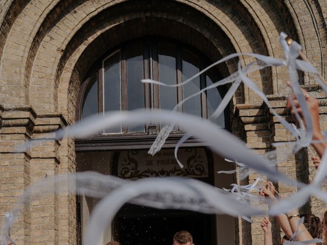 Le mariage de Tina et Damien à Bierne, Nord 11