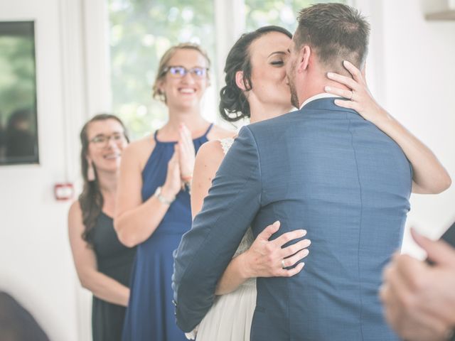 Le mariage de Cyril et Adeline à Chaponost, Rhône 12