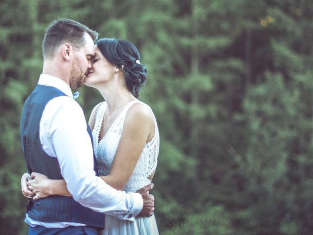 Le mariage de Cyril et Adeline à Chaponost, Rhône 23