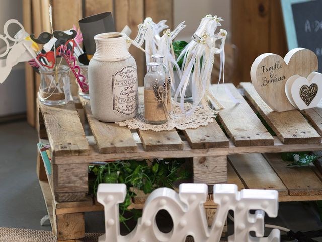 Le mariage de Emmanuel et Nathalie à Forges-les-Eaux, Seine-Maritime 32