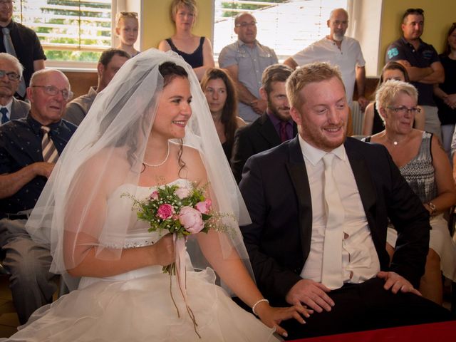 Le mariage de Thibault et Justine à Chaudenay, Saône et Loire 43