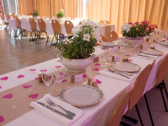 Le mariage de Thibault et Justine à Chaudenay, Saône et Loire 57