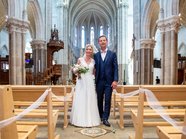 Le mariage de Cyrille et Aurélie à Gorges, Loire Atlantique 37