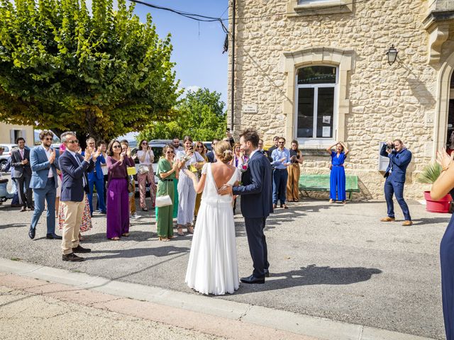 Le mariage de François et Margot à Le Barroux, Vaucluse 8