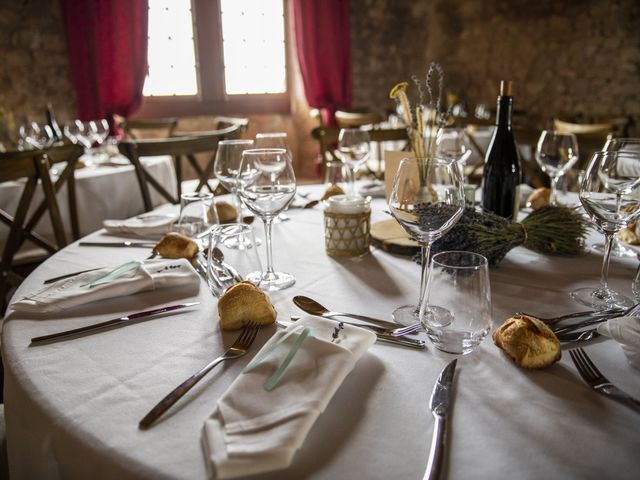 Le mariage de François et Margot à Le Barroux, Vaucluse 44