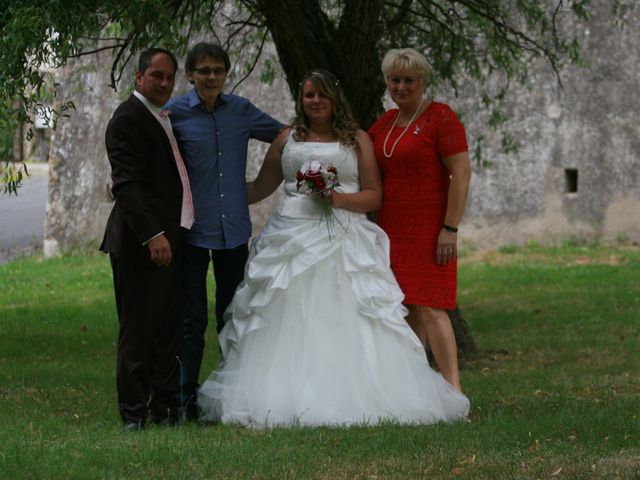 Le mariage de Christophe et Alexandra à Saint-Méard-de-Gurçon, Dordogne 28