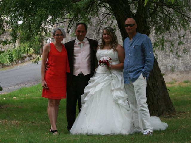 Le mariage de Christophe et Alexandra à Saint-Méard-de-Gurçon, Dordogne 29