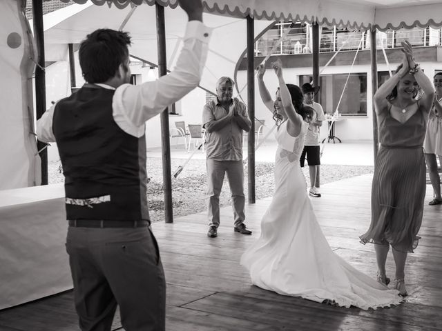 Le mariage de Claire et Michel à Châtillon-sur-Chalaronne, Ain 14