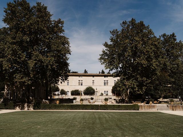 Le mariage de Valentin et Mathilde à Grignan, Drôme 1