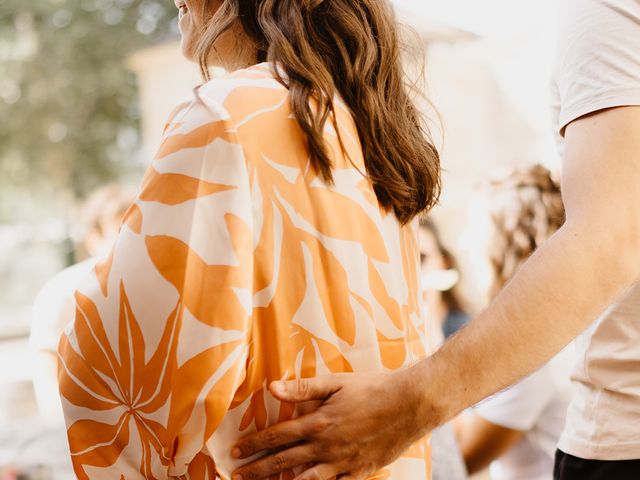 Le mariage de Valentin et Mathilde à Grignan, Drôme 3