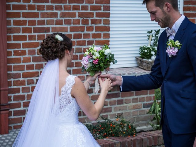 Le mariage de Valentin et Aurélie à Ecques, Pas-de-Calais 23